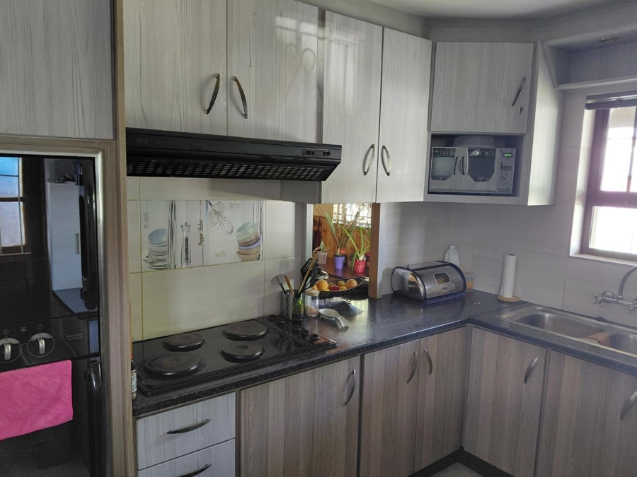 To Let 3 Bedroom Property for Rent in Northpine Western Cape